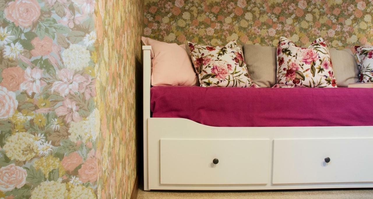 Flowers Apartment Joivy 25 Como Exterior foto