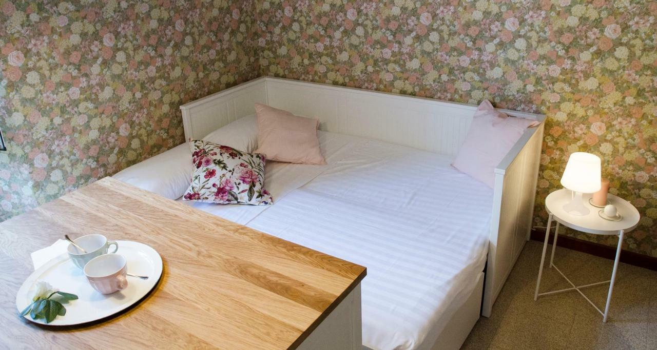 Flowers Apartment Joivy 25 Como Exterior foto